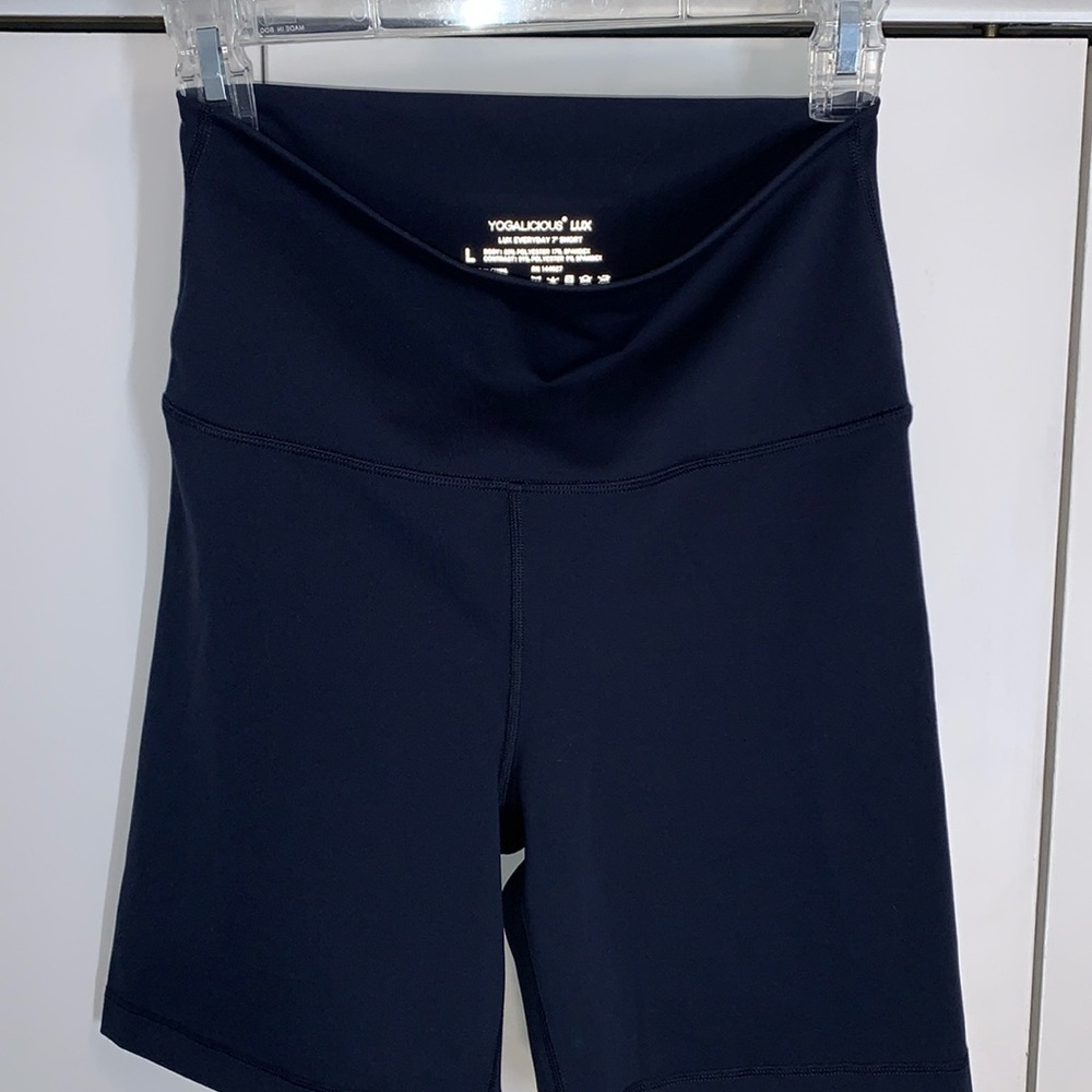 Yogolicious 7 inch every day short